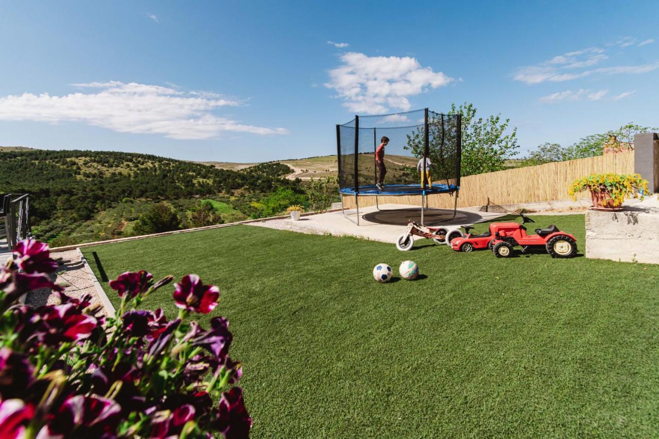 Guest House "The View" - With A Pool Donje Polje Екстер'єр фото